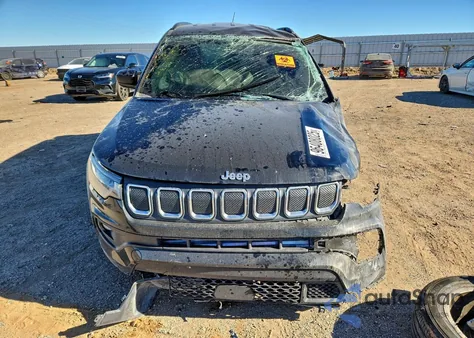 2022 Jeep Compass Latitude Lux z USA, uszkodzony, nr VIN 3C4NJDFB4NT219167